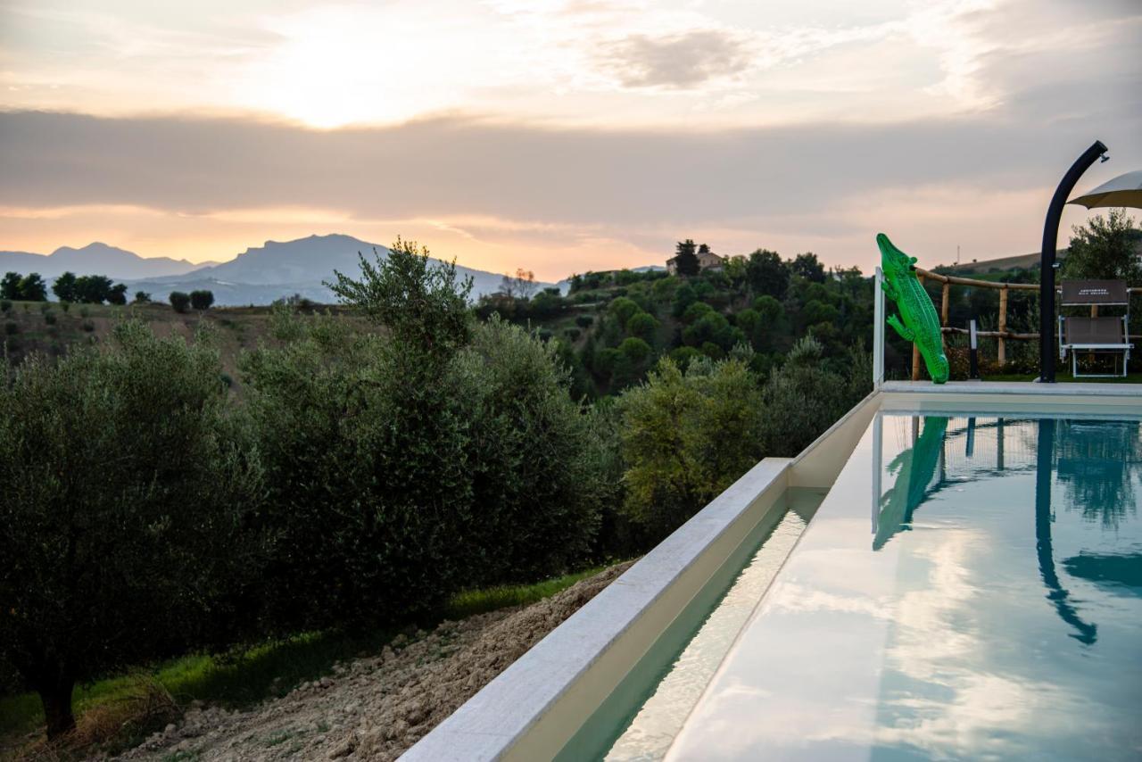 Agriturismo Alla Solagna Colli del Tronto Bagian luar foto
